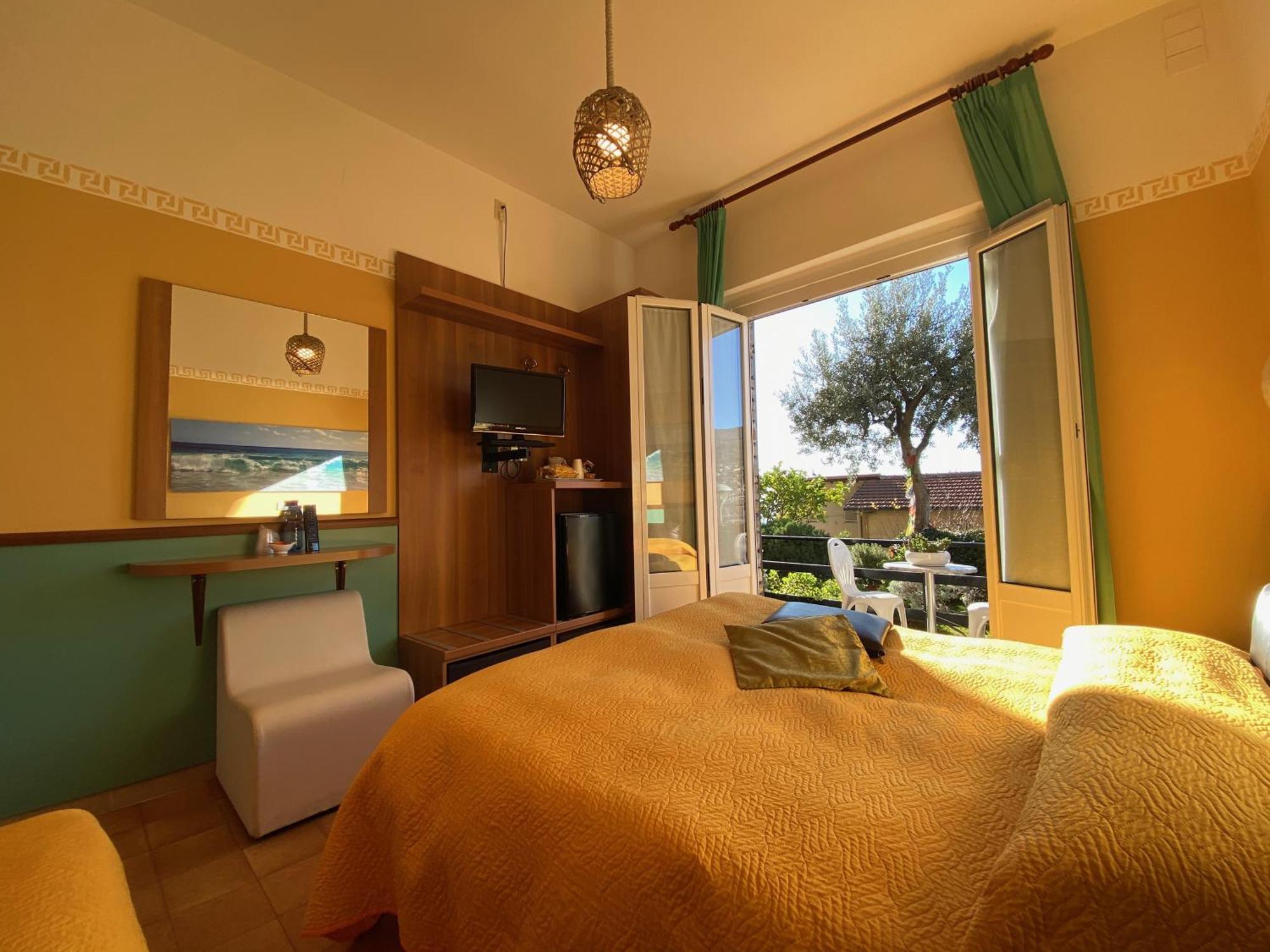 Albergo La Pineta Marina dʼMarina dʼAndora 部屋 写真