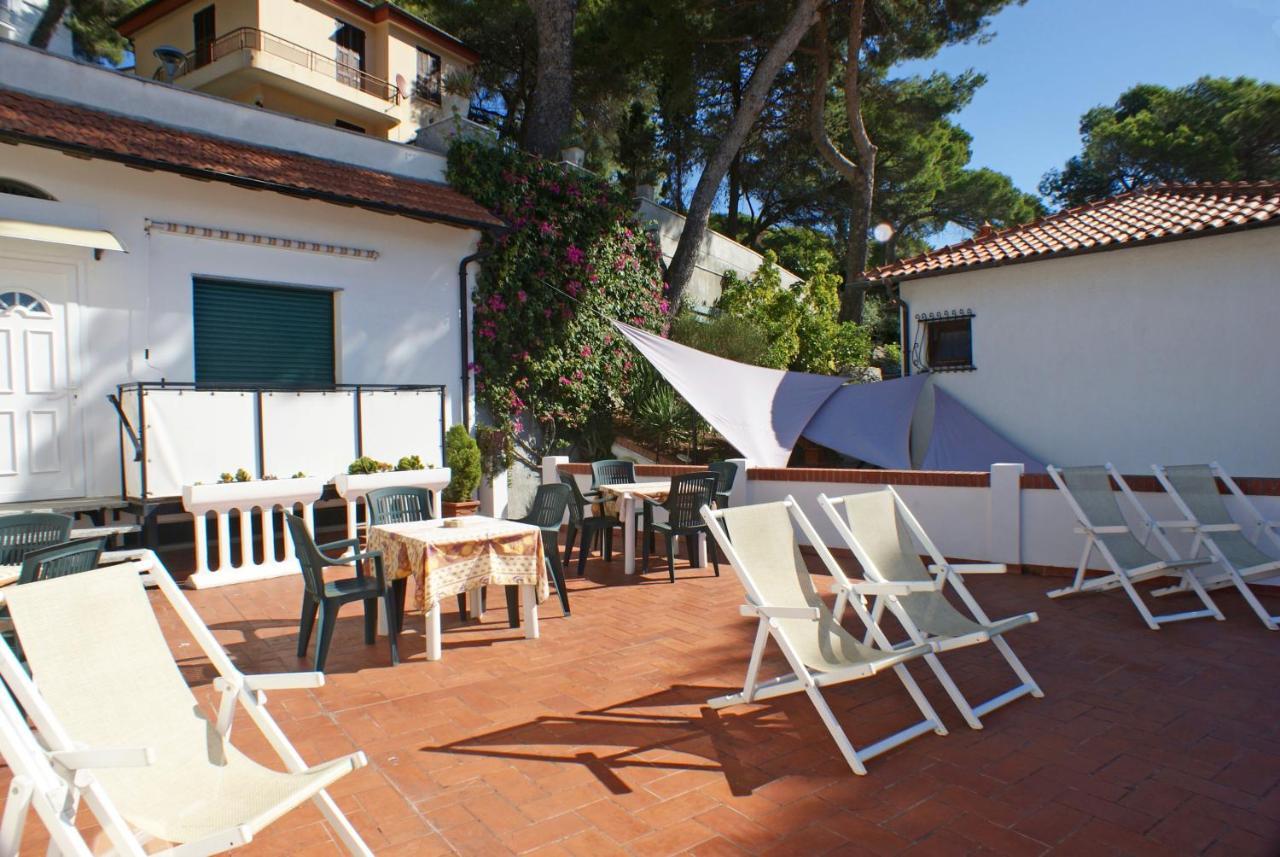 Albergo La Pineta Marina dʼMarina dʼAndora エクステリア 写真