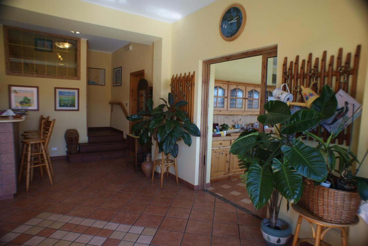 Albergo La Pineta Marina dʼMarina dʼAndora エクステリア 写真