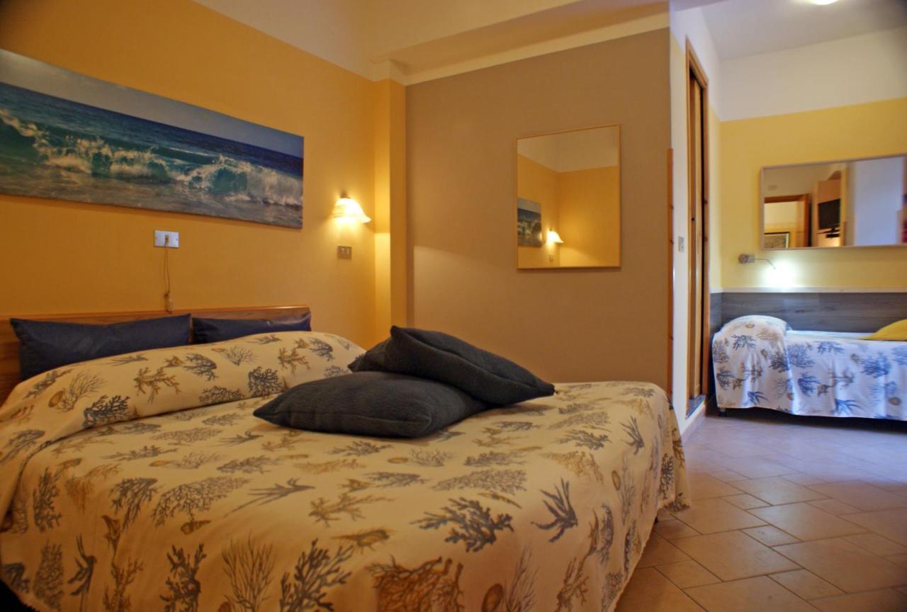 Albergo La Pineta Marina dʼMarina dʼAndora 部屋 写真